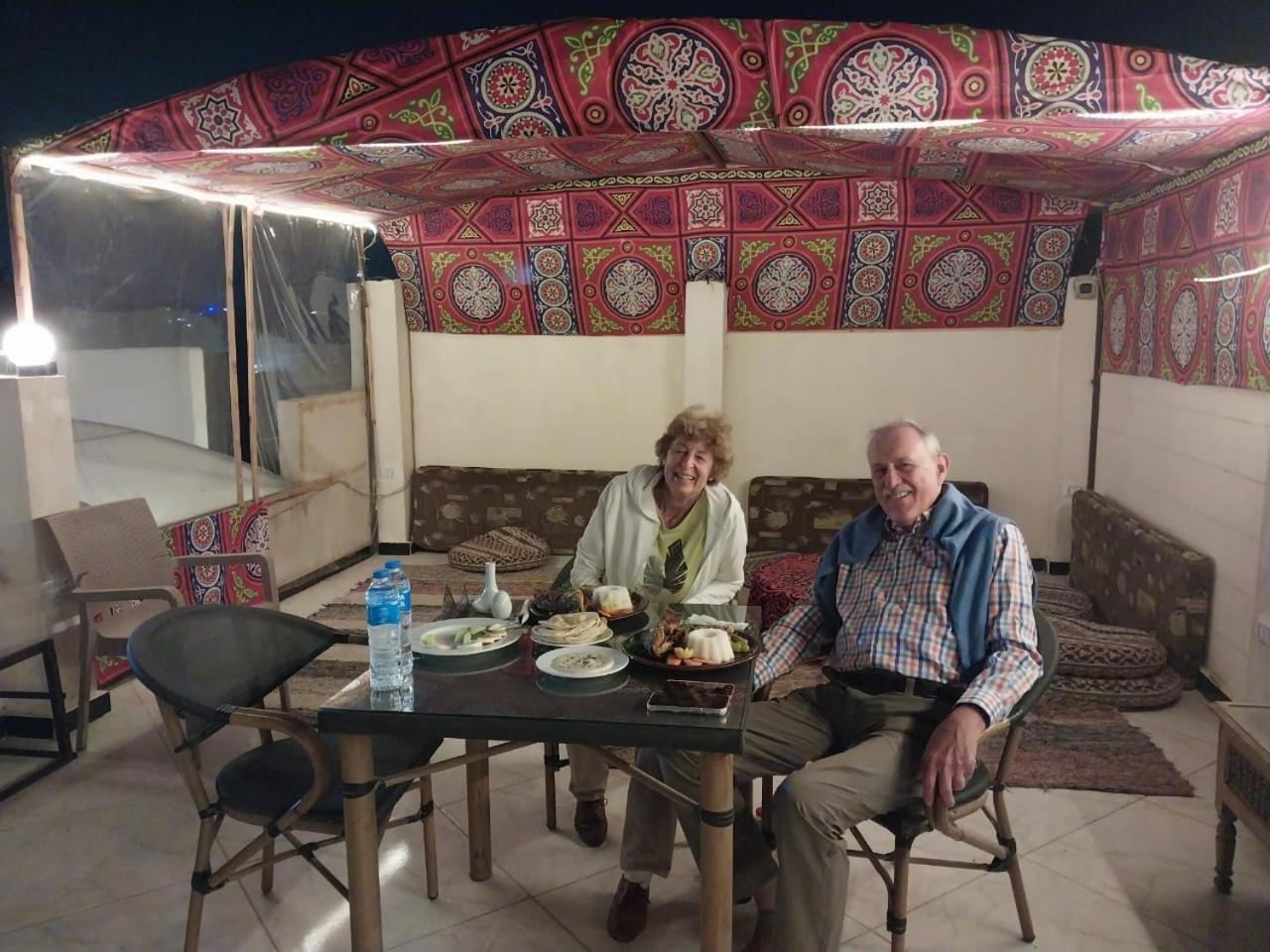 Eagles Pyramids View Hotel Kafret el-Gabal Eksteriør billede