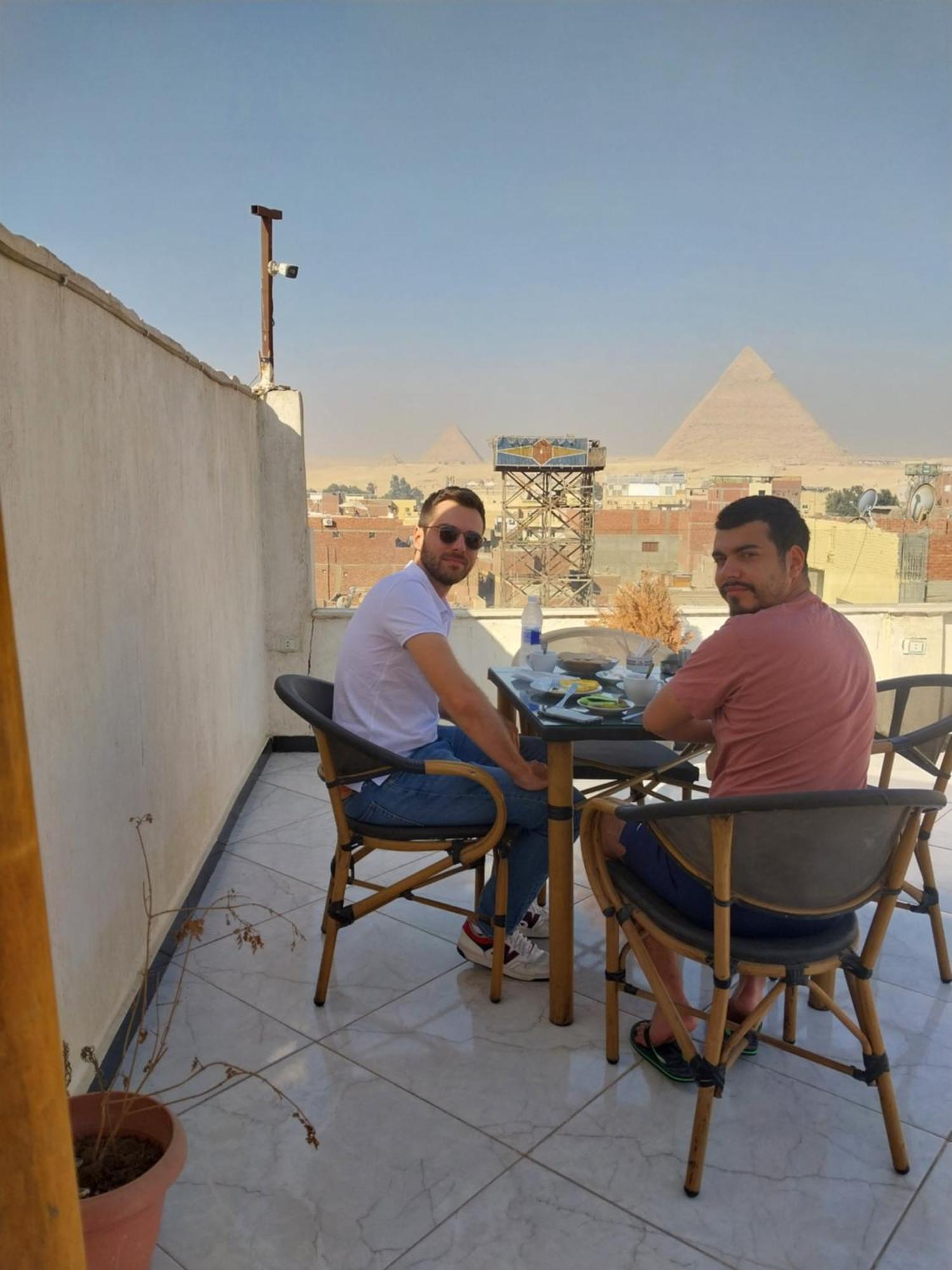 Eagles Pyramids View Hotel Kafret el-Gabal Eksteriør billede